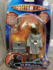 Figurine Doctor Who *sea Devil With Heat Ray* *k1 Robot Collection & Build*
