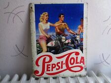 Tole Metal Pepsi Cola Moto Pin Up 30 X 40 Cms Non Plaque Emaillee Ancienne
