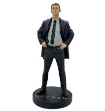 Detective James Gordon Gotham Série Tv 30.5cm Statuette Dc De Collection