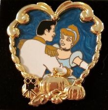 Disney Dlr Walt's Classic Collection Cinderella With Prince Charming Heart Pin 