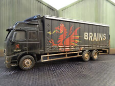 Oxford 1.76 Brains Curtainside Volvo Truck (lineside Weathered) Boxed 