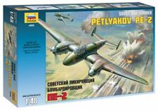 Petlyakov Pe-2 Soviet Dive Bomber Plastique Kit 1:48 Model Zvezda