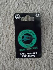 Sea World Busch Gardens Pin Trading Electric Eel Passholder Pin